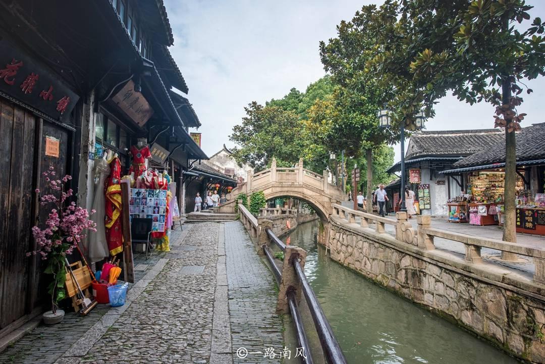 在东莞南城的朋友,请大家推荐一家黄金的回收值得信赖的店?